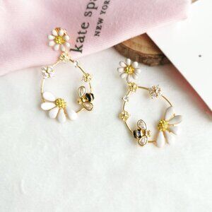 Kate Spade dazzling daisies statement hoops Earrings in Gold
